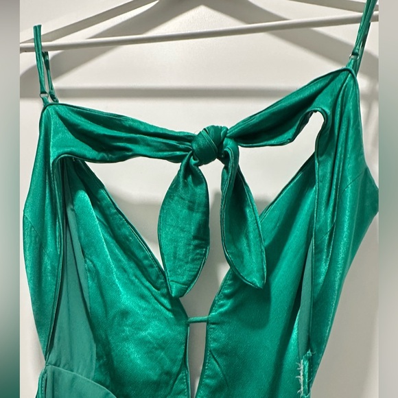 Bardot Karlotta Holiday Slip Dress Emerald Green - Picture 6 of 10
